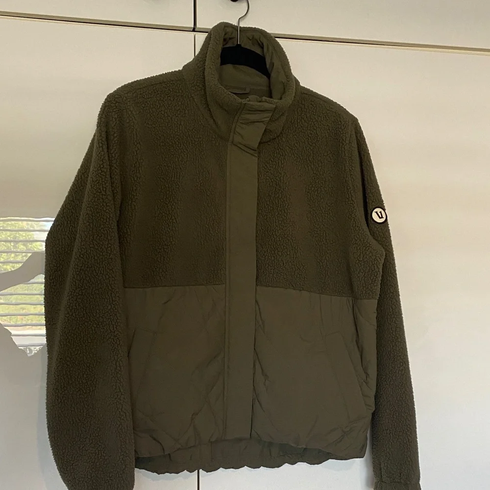 Vuori Fleece & Quilted Full-Zip Jacket - Picture 1 of 7